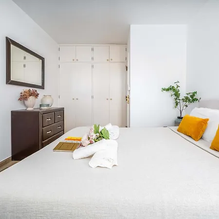 Freshly Renovated Flat In By Hostwise * Portimão